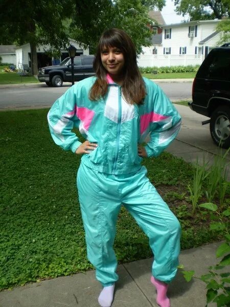 спортивные костюмы женские 90 х годов. костюм адидас в стиле 90. олимпийка 90х saller. куртка из 80-х. спортивные костюмы 90-х.