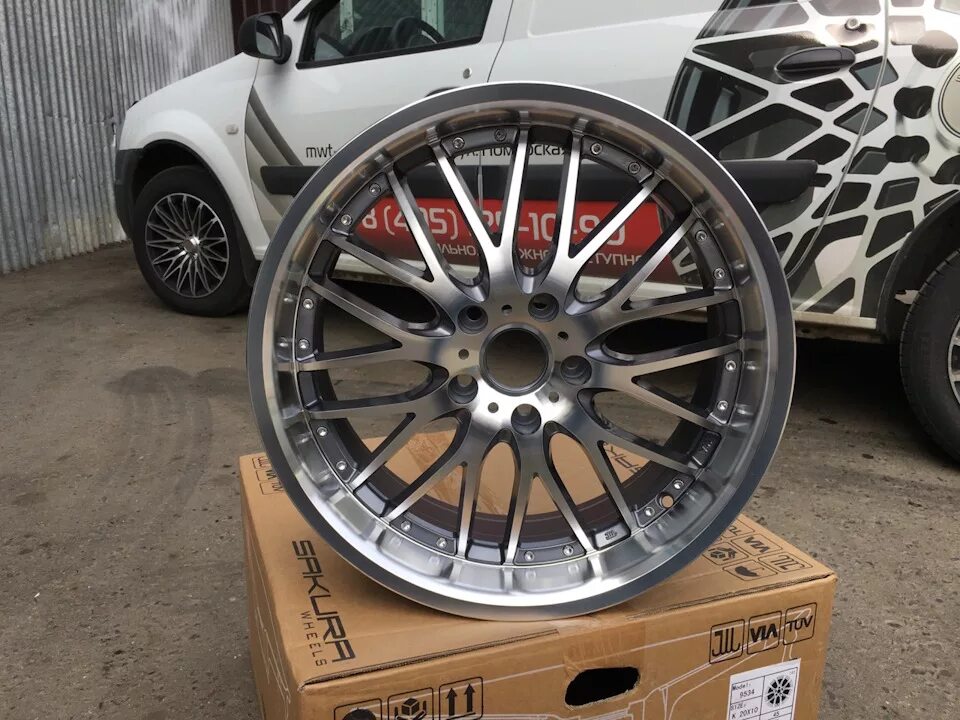 Sakura Wheels r3154 r18. Литой диск Sakura Wheels r3917. Sakura Wheels r20 на автомобилях. Диски Sakura Wheels r17 на приоре. Ремзона диски каталог