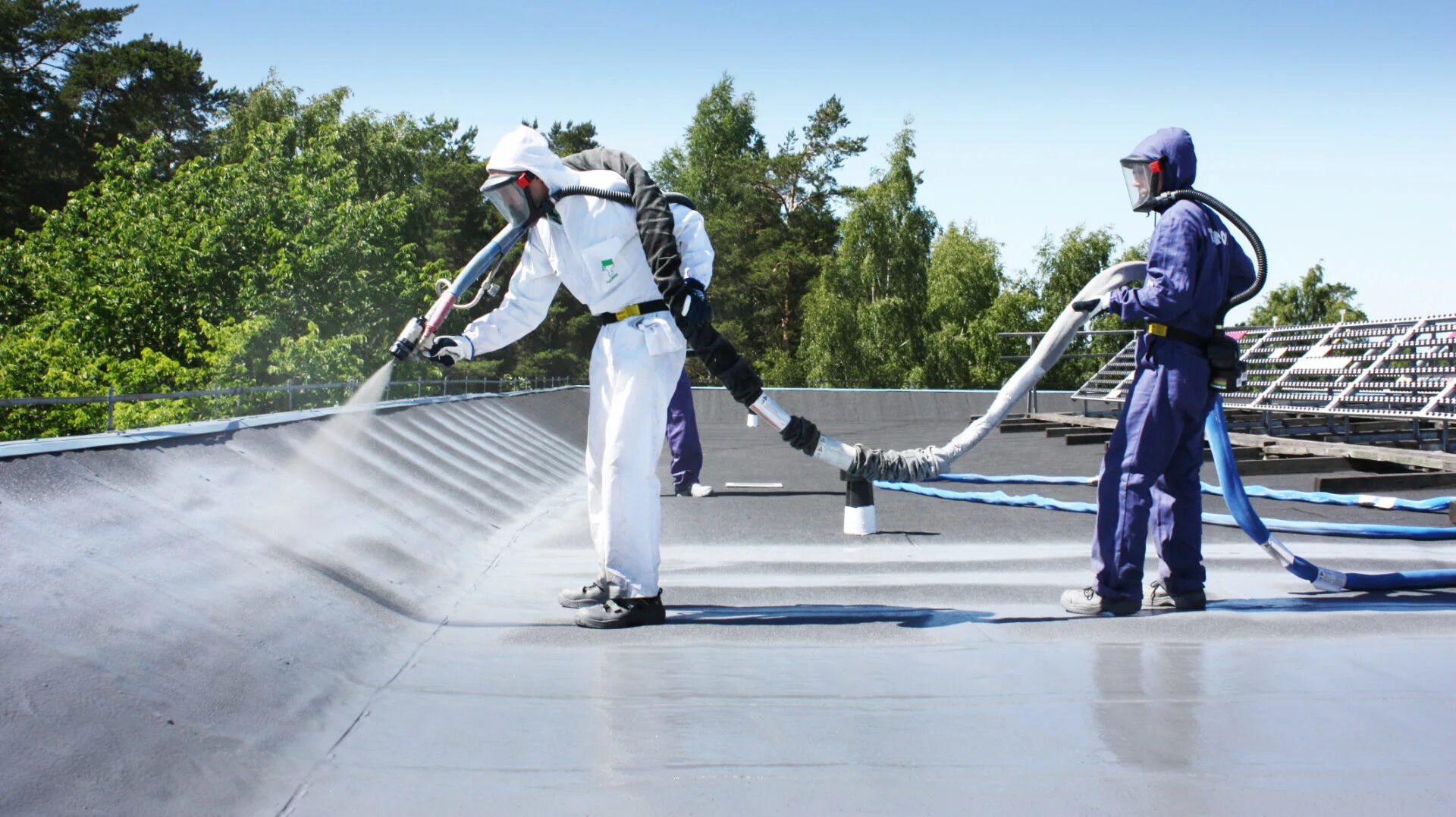 Waterproof coating. Sika. Водоотталкивающий материал. Напыляемая гидроизоляция для кровли. Гидроизоляция для фундамента жидкая.