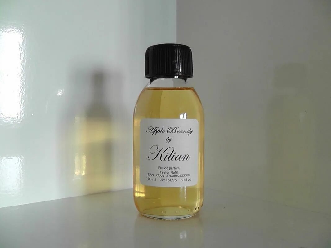 Килиан яблоко. Килиан бренди духи. Kilian Apple Brandy. Парфюм эпл бренди Киллиан. Apple Brandy by Kilian рефил 100 мл.