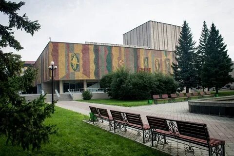 Драматический театр имени топанова