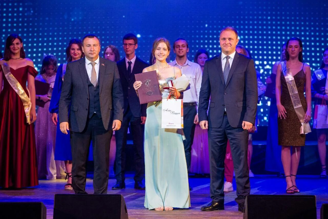 Премии депутатам