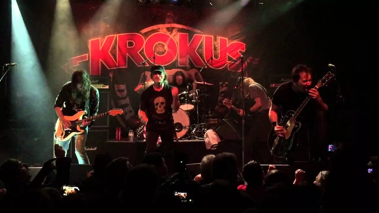 Название группы в крокусе. Krokus Band. Krokus 83 группа. Krokus Hoodoo 2010. Krokus 1983.