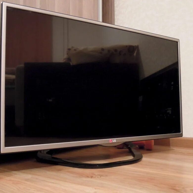 LG 32la615v. Телевизор LG 32la615v. LG 32 615. Телевизор LG 81 диагональ.