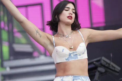 Dua Lipa, pretendentja kryesore për të fituar në Grammy Awards 