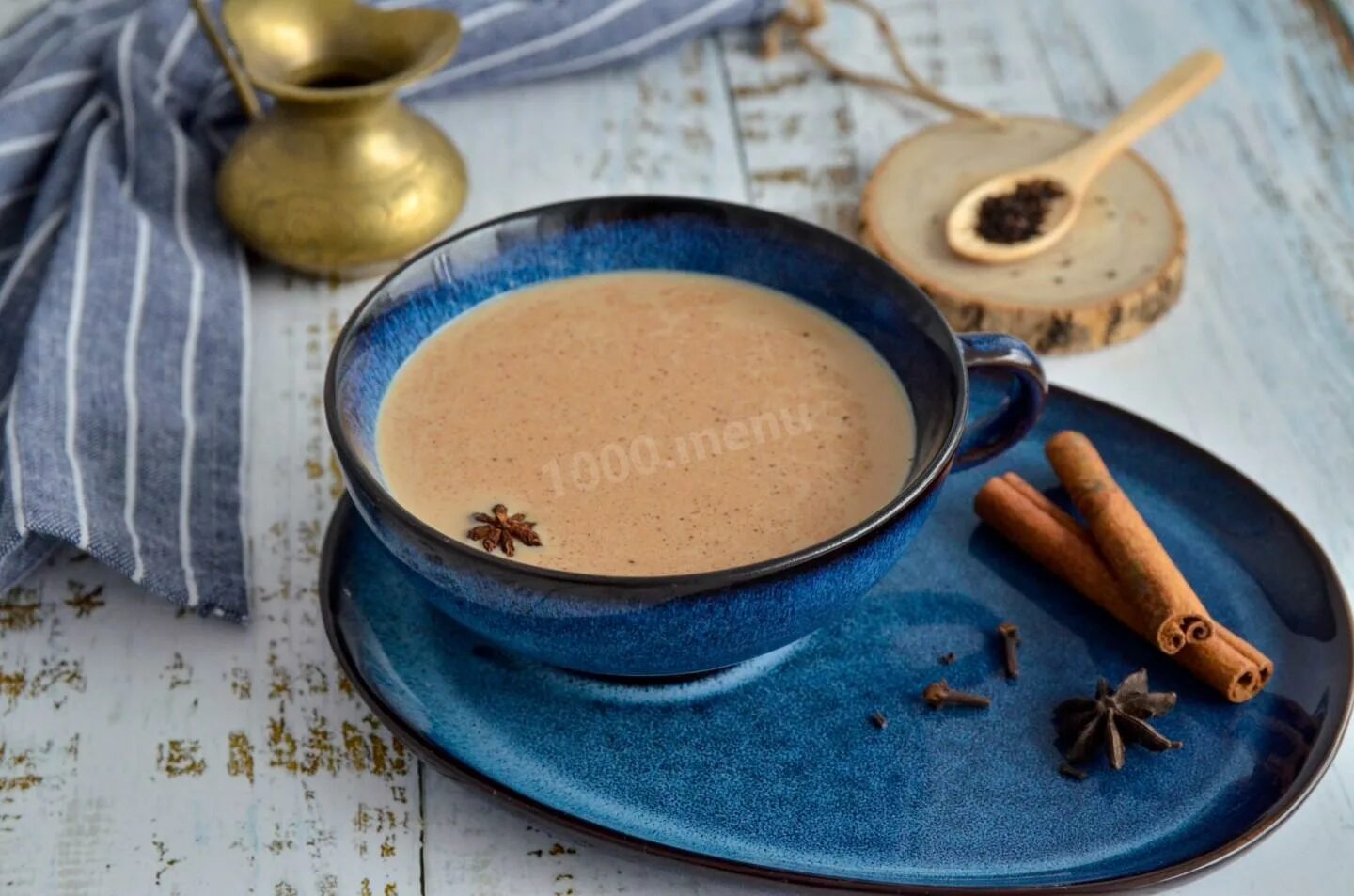 Индийский чай рецепт. Чай индийский "масала". Индийская кухня масала чай. Пряный чай масала. Масала Непал.