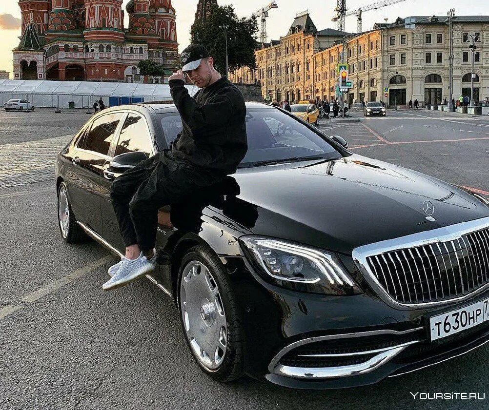 Пацаны ездят на машинах. Джейсон стэтхэм феррари. Джейсон стэтхэм перевозчик 3. Гарик сукачев бентли. Машина егора крида mercedes-benz g63 amg.