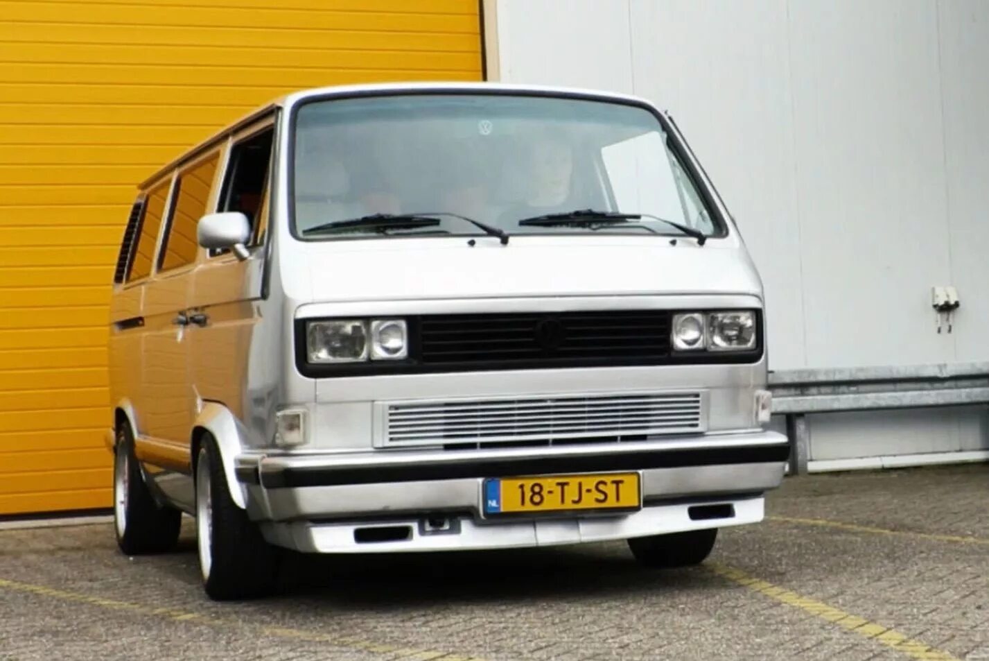 Фольксваген т2 купить. Volkswagen t3. Фольксваген Транспортер t3. VW t3 Tuning. Volkswagen t3 1978.