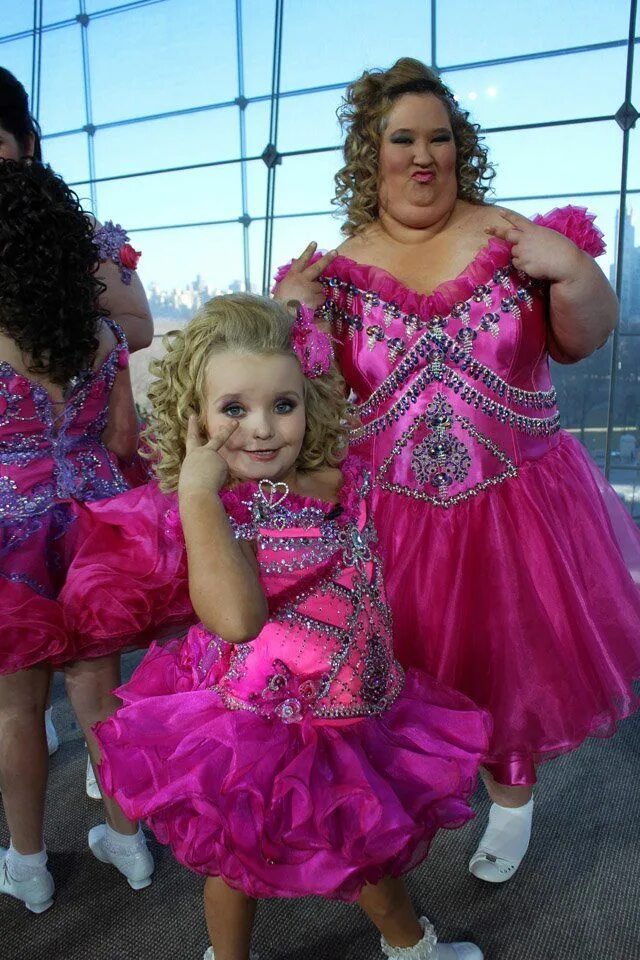 Honey bo bo. Honey bo bo. Honey bo bo. Honey boo boo в купальнике. Honey bo bo.