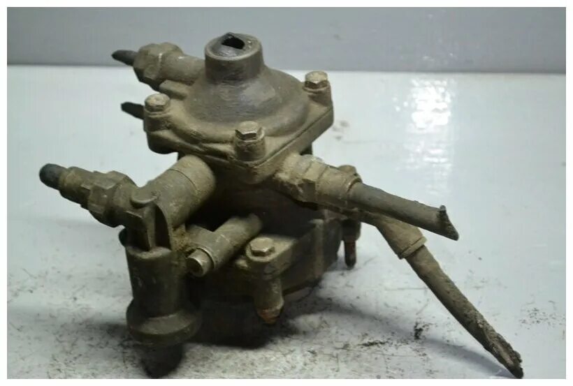 вольво fh клапан управления тормозами прицепа. кран управления тормозами прицепа volvo fh12. кран управления тормозами прицепа volvo fh12. кран управления тормозами прицепа volvo fh12.