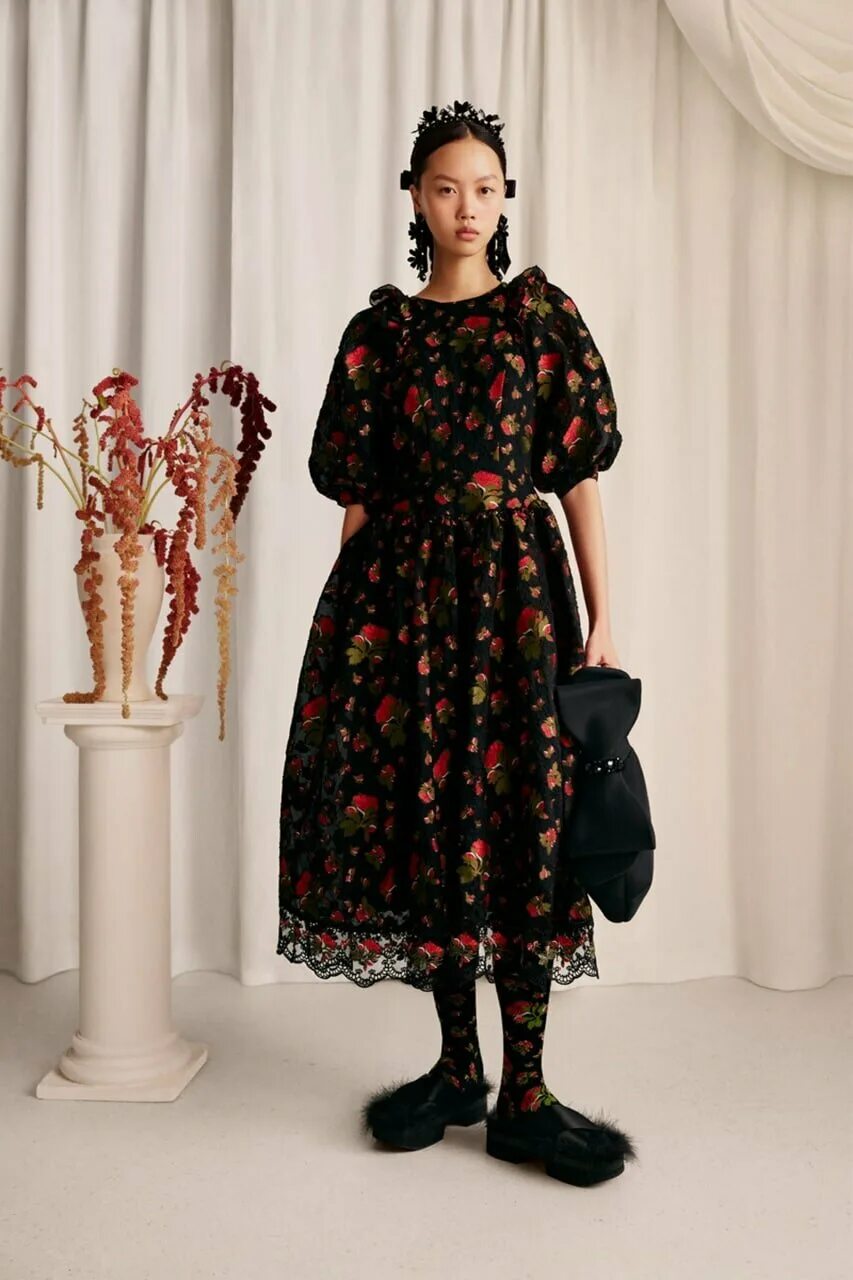 Simone rocha. Simone Rocha HM 2021 коллекция. Платье Simone Rocha HM. H M Simone Rocha платье. Платье Simone Rocha x h&m.