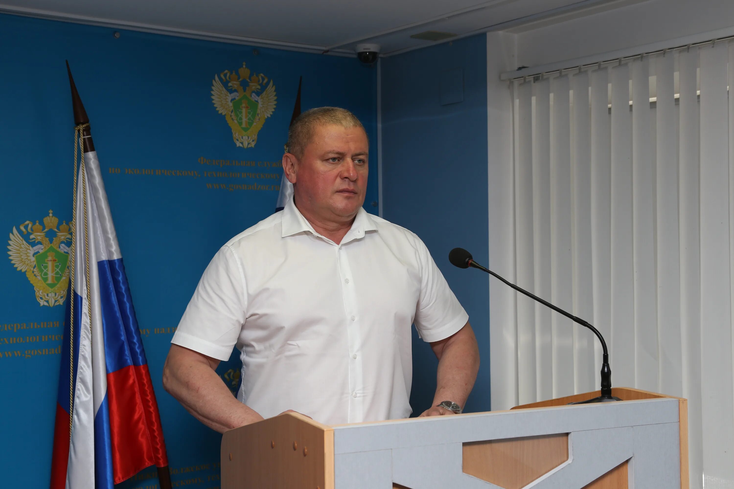 нижне-волжское управление ростехнадзора. ростехнадзор вывеска. агту астрахань официальный ректор. нижне-волжское управление ростехнадзора. нижне волжский ростехнадзор.