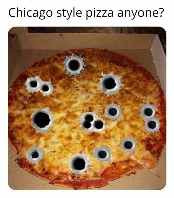 Poem about food. Пицца лежит на столе. Пиццу пиццу мем. Мем дурацкая пицца. Смешная пицца.
