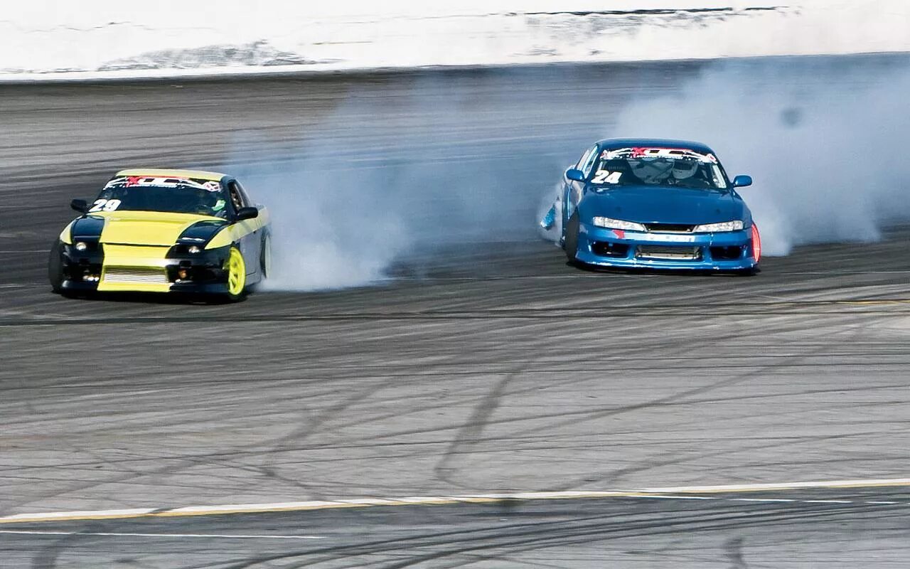 Сар дрифт. Дрифт h100. дрифт райт. xtreme drift 1. жесткий дрифт.