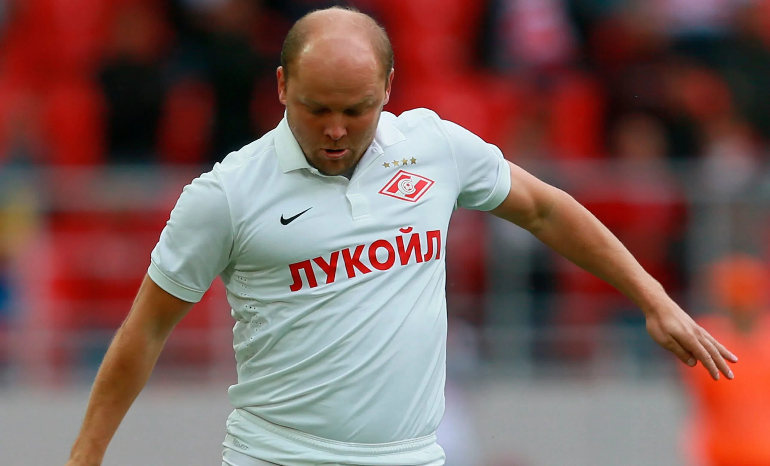 Профессиональный футболист. Павлюченко знамя ногинск. Куда футболист. Роман павлюченко знамя ногинск. Денисов игорь фнл.