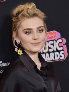 Meg Donnelly at 2018 Radio Disney Music Awards in Los Angeles 06222018.