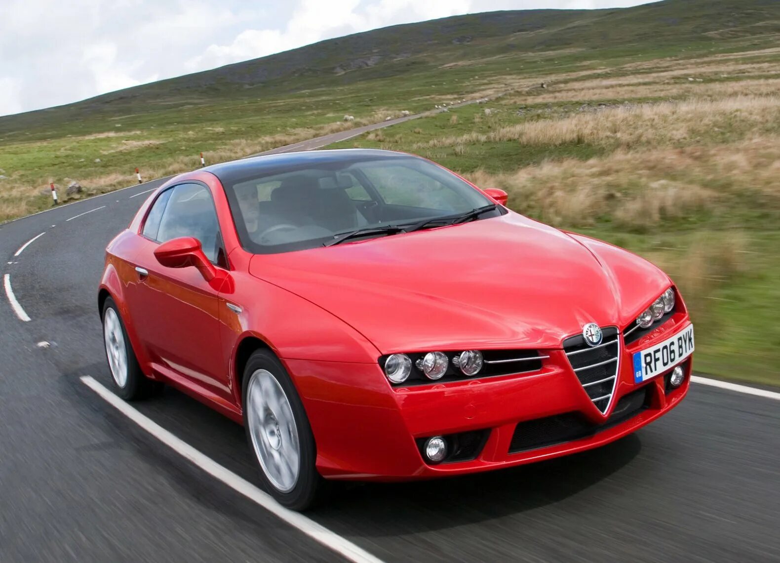 Модели альфа ромео. Alfa Romeo. Машина Alfa Romeo Brera. Alfa Romeo Brera 2005. Alfa Romeo 159.