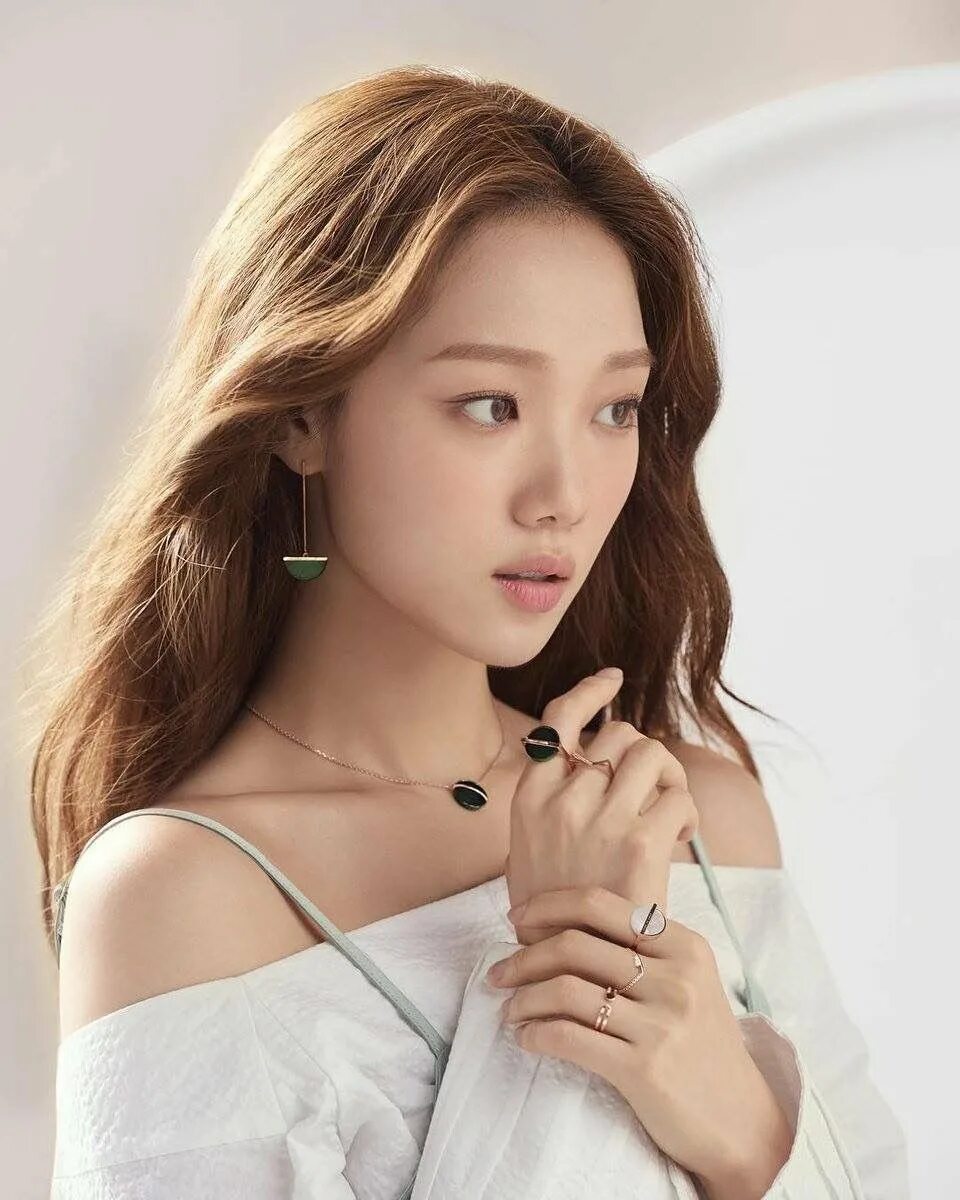 Lee Sung-Kyung. Ли сон гён (Lee Sung Kyung). Лин Джу ген. Корейская актриса ли сон ген. Джу со ген