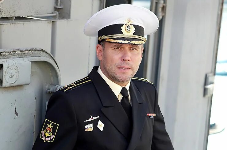 Командир х