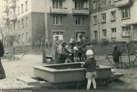 Двор 60