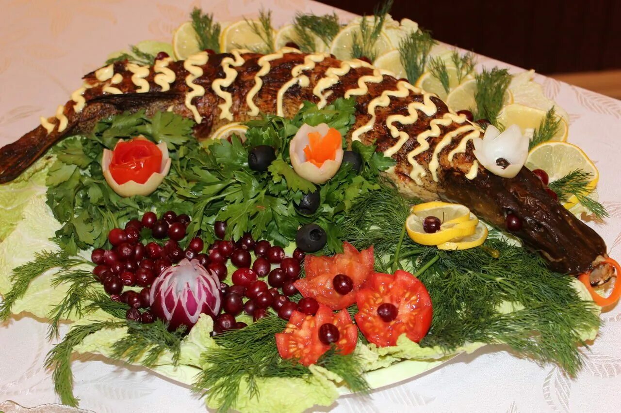 оригинальный бутерброд на конкурс. представить блюдо на конкурс. праздничное блюдо на конкурс. красивое представление блюда на конкурсе. блюдо на конкурс на турслете.