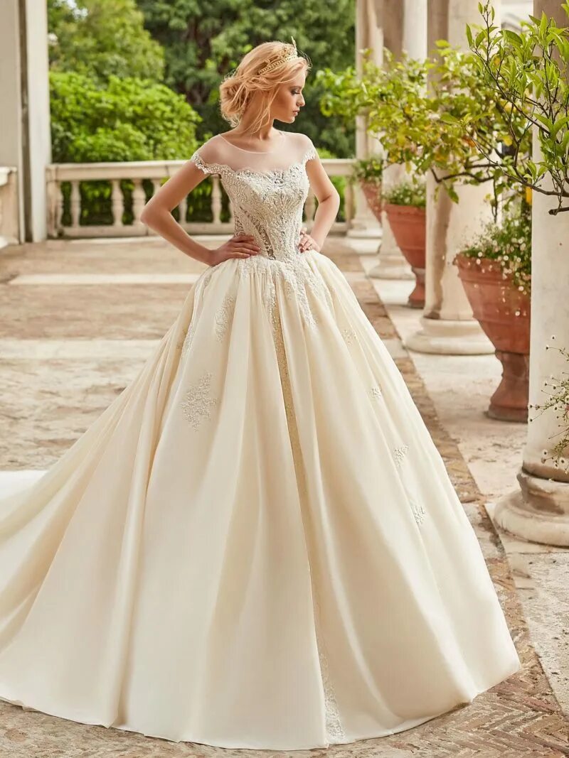 Цвет свадебного платья. Свадебные платья айвори 2022. Цвет свадебного платья. Свадебные платья krista айвори. Цвет свадебного платья.