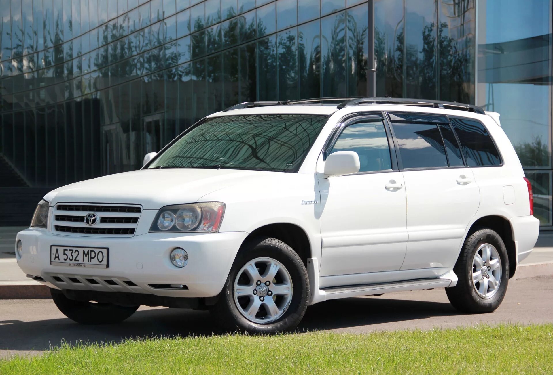 Highlander 1 поколение. Toyota Highlander 2004. Тойота хайлендер 2004. Toyota Highlander 2003. Toyota Highlander xu20.