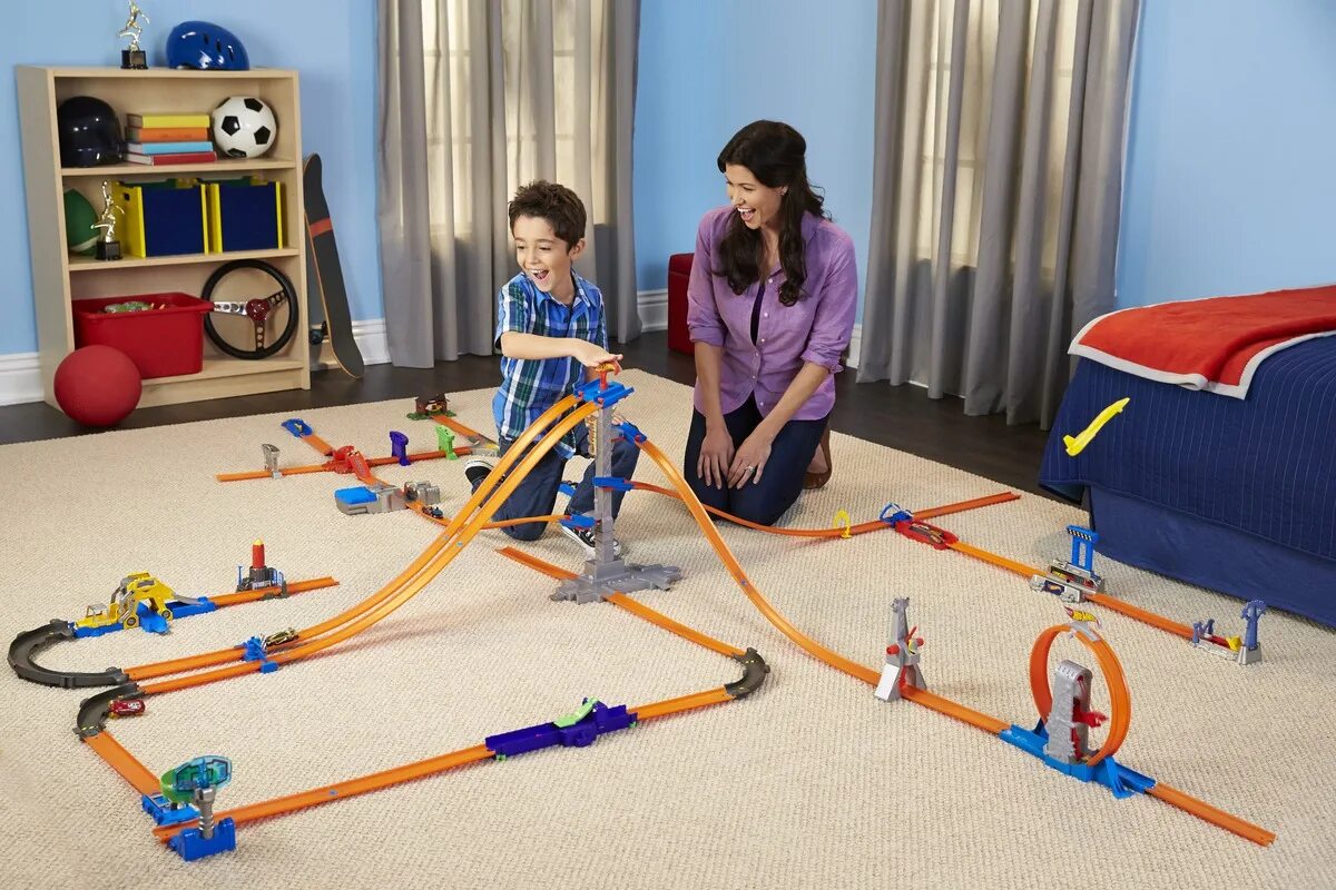 Launch track. Набор с машинками трек строителей. lift and launch hot wheels. race track builder. hot wheels track laser cut.