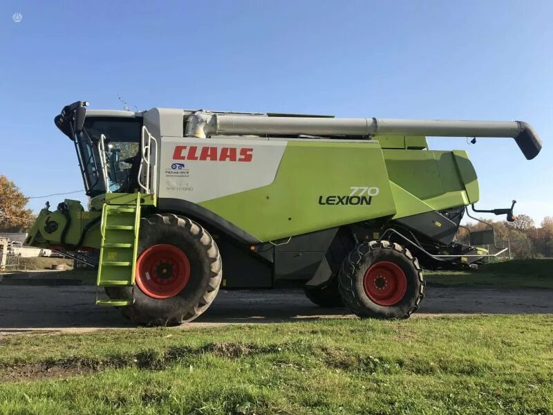 Комбайн CLAAS Lexion. Лексион 770. CLAAS 770 комбайн. Комбайн Клаас Лексион 770 кабина.