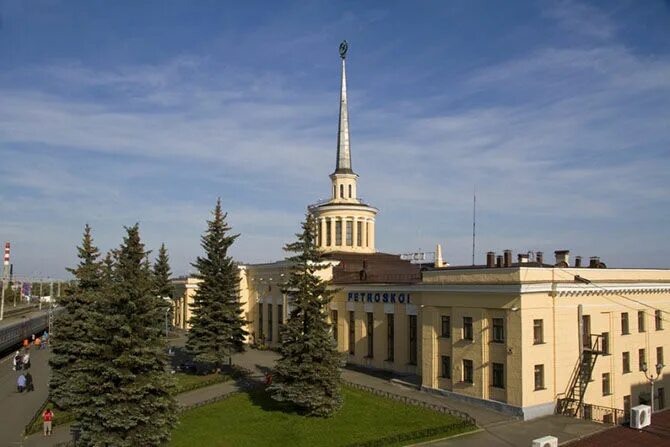 клумба в губернаторском парке петрозаводск. площадь кирова 4 петрозаводск. петрозаводск фото. республика карелия петрозаводск цветы. республика карелия петрозаводск цветы.