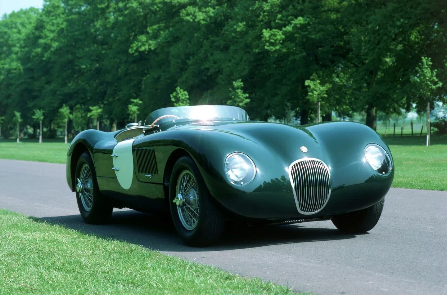 Jag автомобиль. Jaguar c-Type 1951. Jaguar c Type 1951-53. Ягуар c Type 1951. Ягуар s Type ретро.