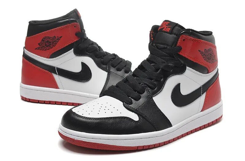 Джорданы 1 черные. Nike Air Jordan 1 High Black Toe. Nike Air Jordan 1 Retro White Black Red. Nike Air Jordan 1 Black Red. Air Jordan 1 Black.