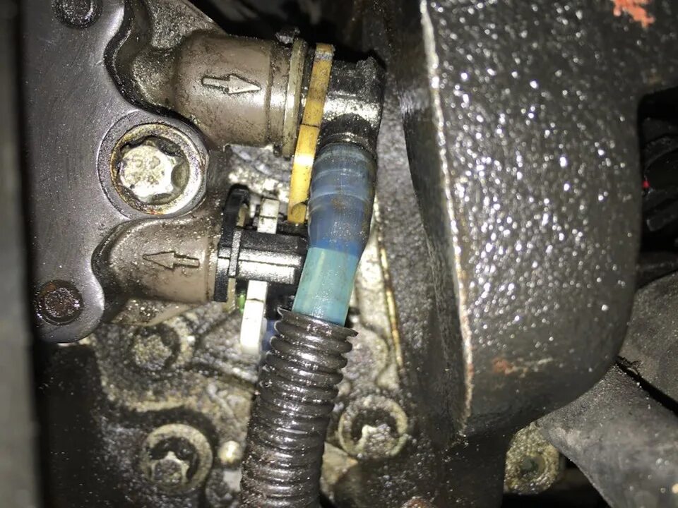 6. Сеточка штуцера форсунок. Ремкомплект форсунок вольво хс90 2. Ремкомплект форсунки 1. Течь из под форсунки.