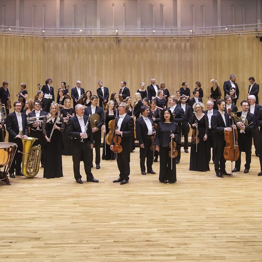 National orchestra. Симфонический Королевский шотландский национальный оркестр. Шотландский оркестр. Оркестр в Шотландии.