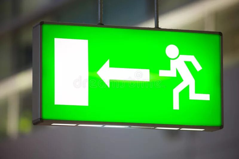 Running not exit. Зеленая табличка exit. знак выход exit. вывеска exit. табличка exit красная.