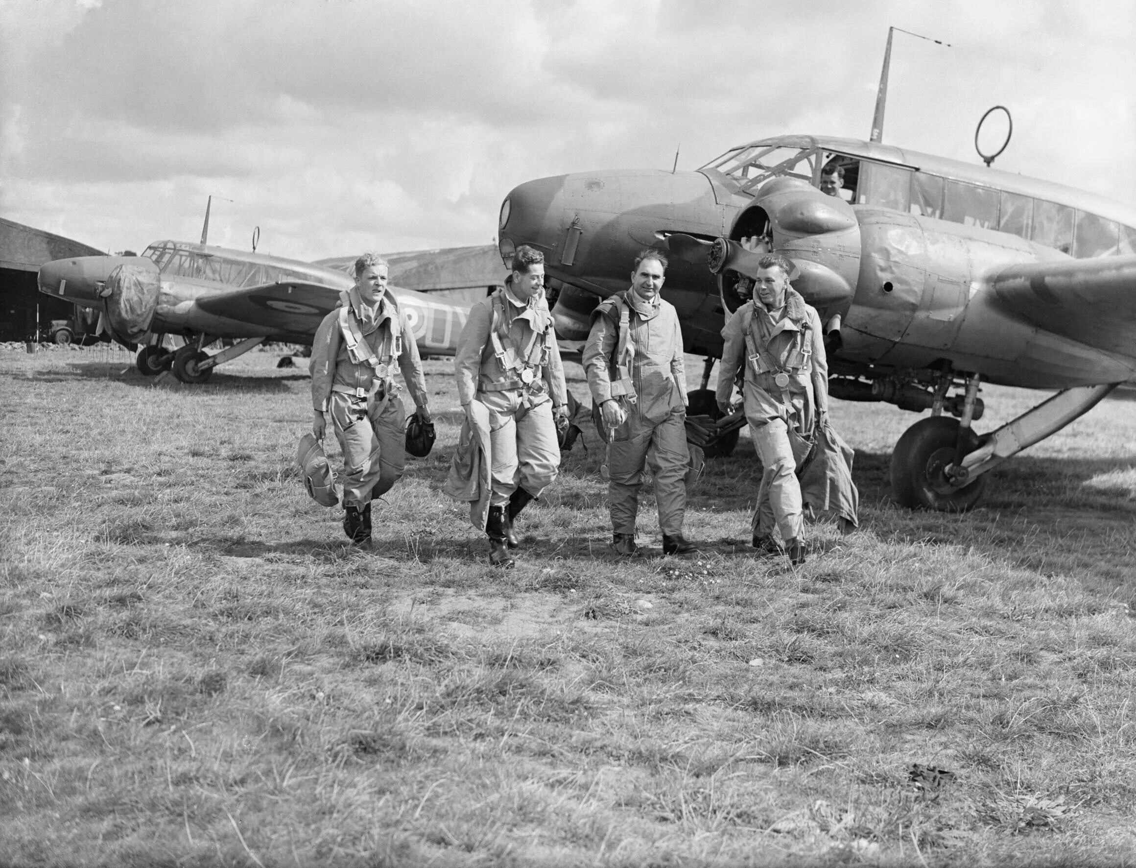 Битва за британию 1940. Лето осень 1940. Битва за британию. Операция орел 1940 битва за британию. Лето осень 1940.