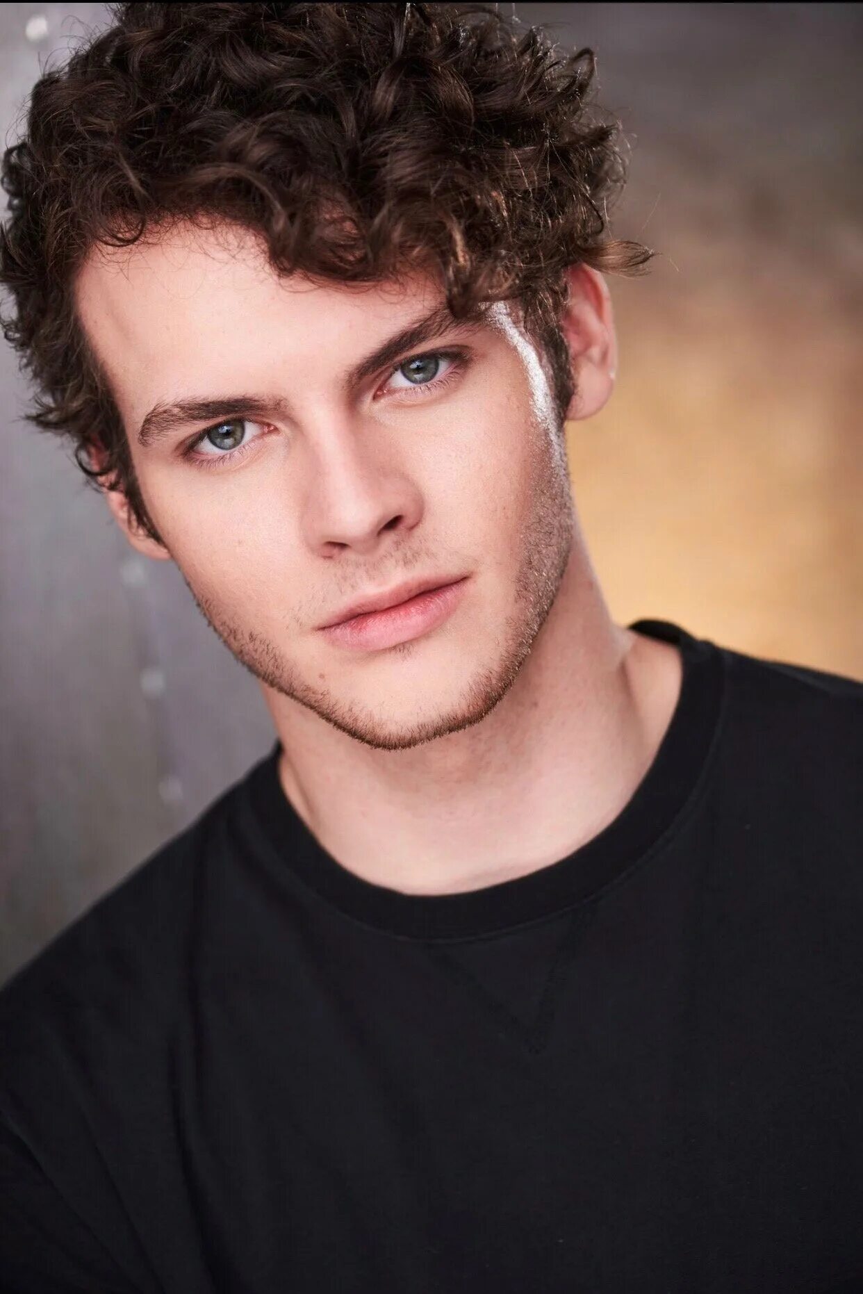 кайл уоррен актер. джей джей баттелл актер. джей джей найт актер. джей джей уоррен. джея питервэри.