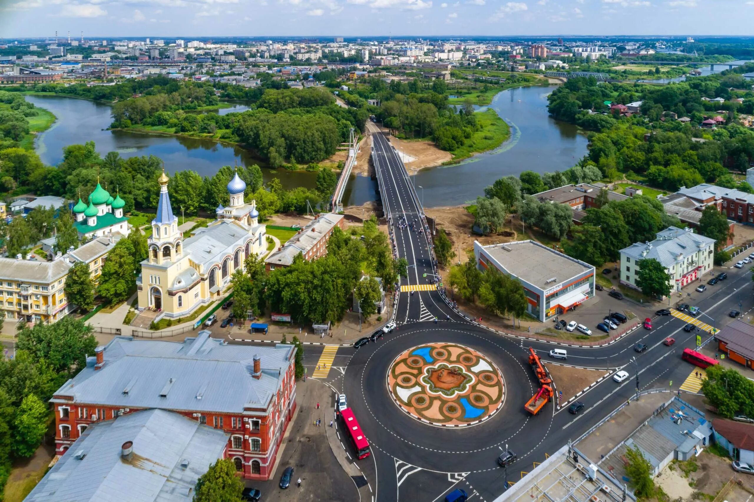 30 городов где можно увидеть ее. Красноперекопский район Ярославль. Ярославль центр города. Перекоп Ярославль район. Ярославль панорама.