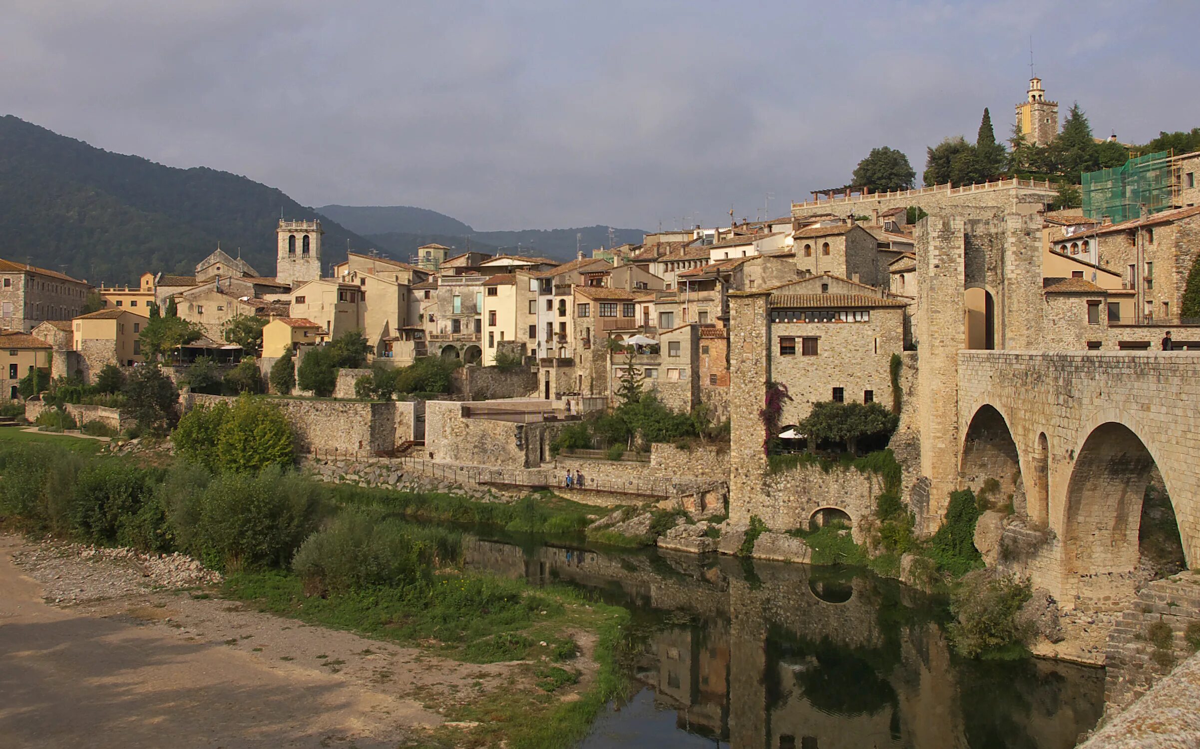 Долина катманду гималаи. Гора аибга. Вер гор. Тянь шаньская горная система. Гора тхач адыгея.