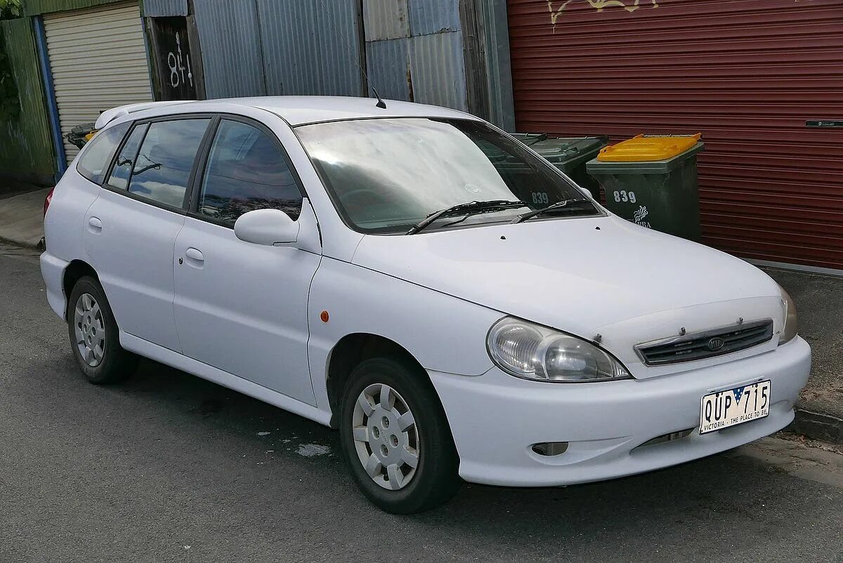 Kia Rio 1.5 2001. Kia Rio 2000. Киа Рио 2000-2005 1.5 i. Киа Рио 2001 хэтчбек. Rio dc