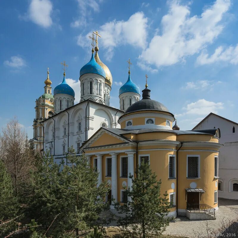 Новоспасский монастырь церкви. Новоспасский новоспасский-монастырь.москва монастырь. знаменский храм новоспасского монастыря.