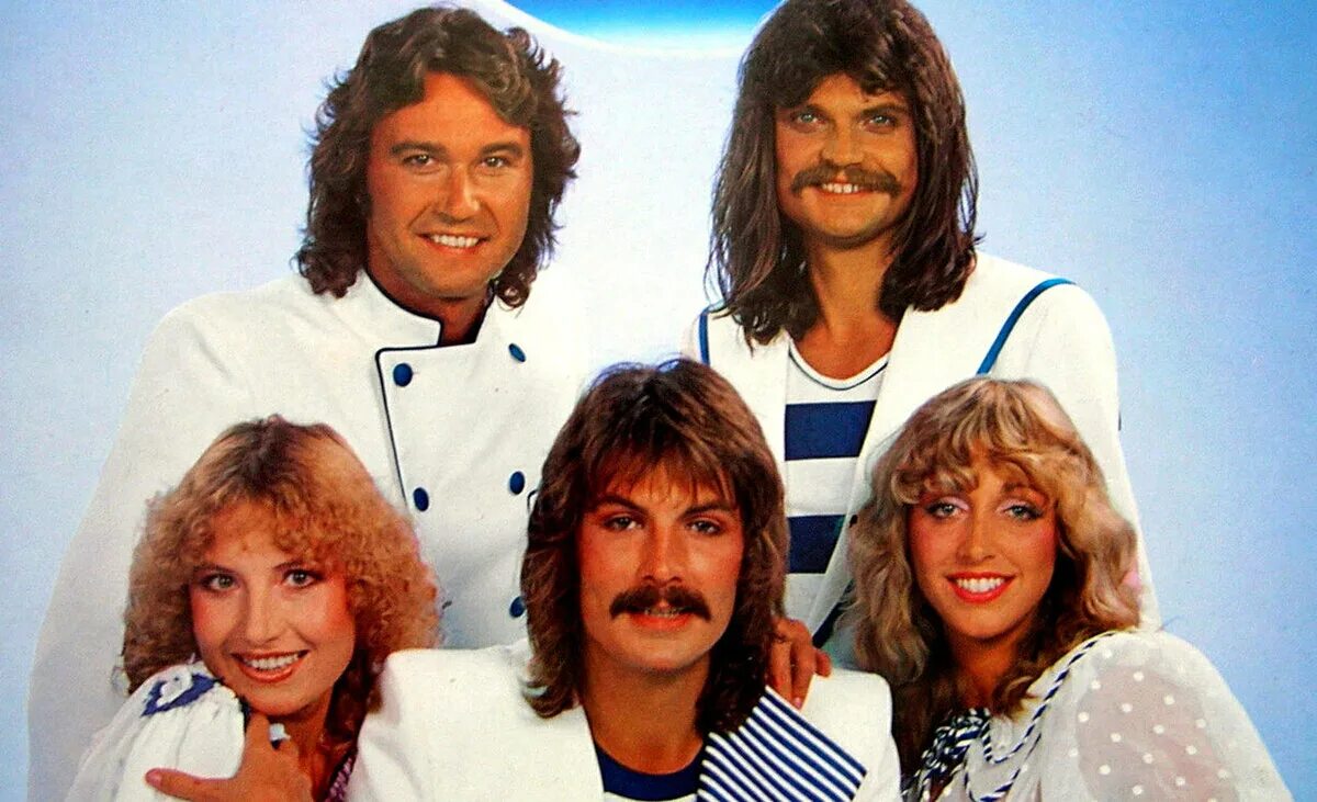 Генриетта хайхель чингисхан. Вольфганг хайхель чингисхан. Группа dschinghis khan 1979. Группа dschinghis khan. Группа dschinghis khan.