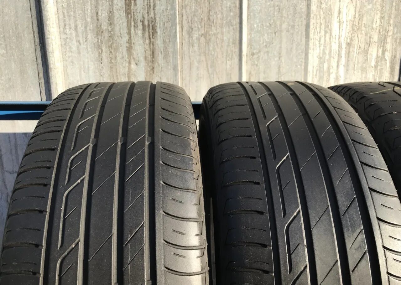 Bridgestone Turanza t001. Bridgestone Turanza t001 215/55 r17. Bridgestone Turanza 001. Bridgestone Turanza 215/55 r17. Купить шины туранза