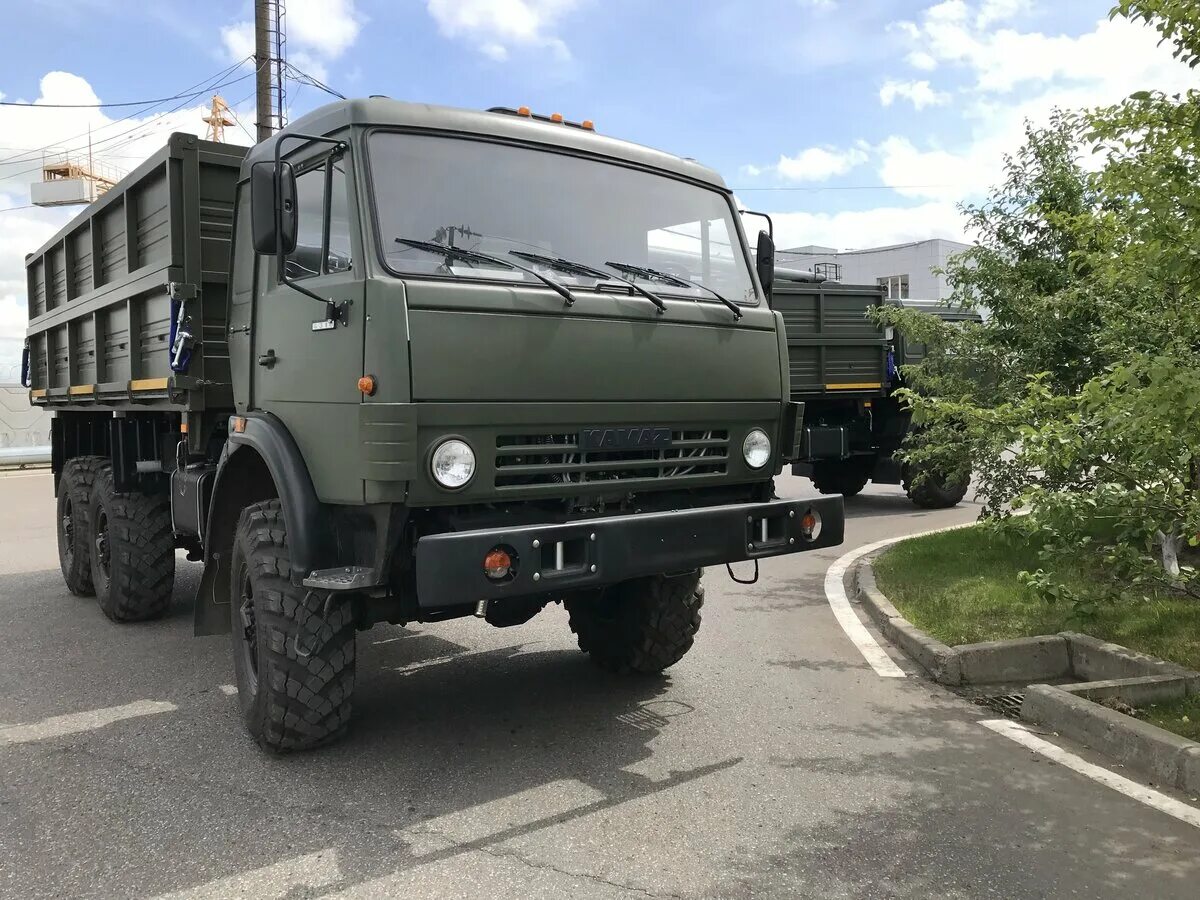 Камазы 4310 видео. Камаз 4310. камаз 4310 самосвал. камаз 4310 бортовой. камаз 4310 сельхозник.