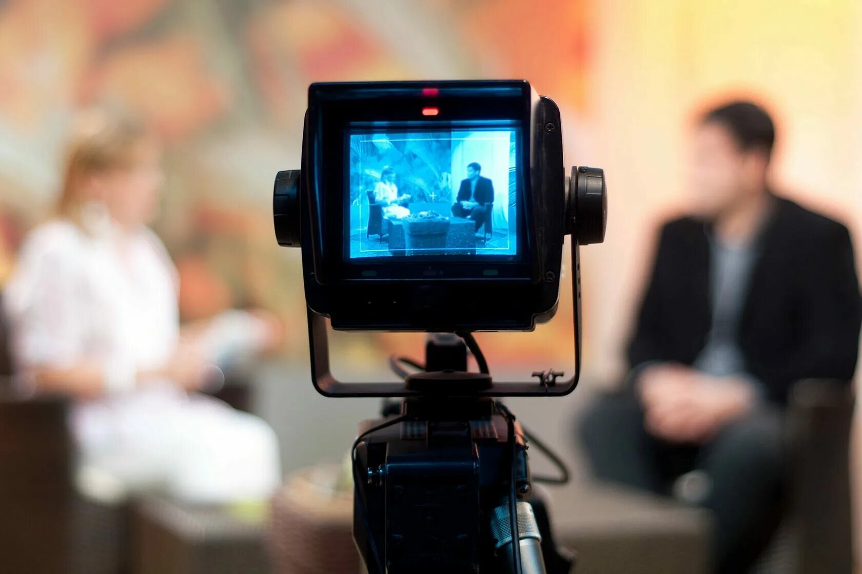 Презентационный ролик о компании. Камера в студии. Мультимедиа. Davinci resolve 15. Видеомонтажер davinci resolve.