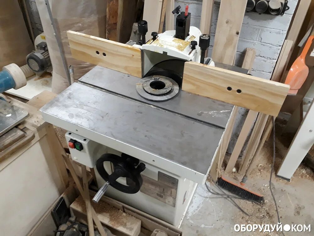 Фрейзер фсш-1а. Фрезерный станок по дереву на авито. Фрезерный станок по дереву тв-19 1995 года. Фрезер t1000l. Фрезерный станок t1000s c кареткой 1150мм 5,5 квт.
