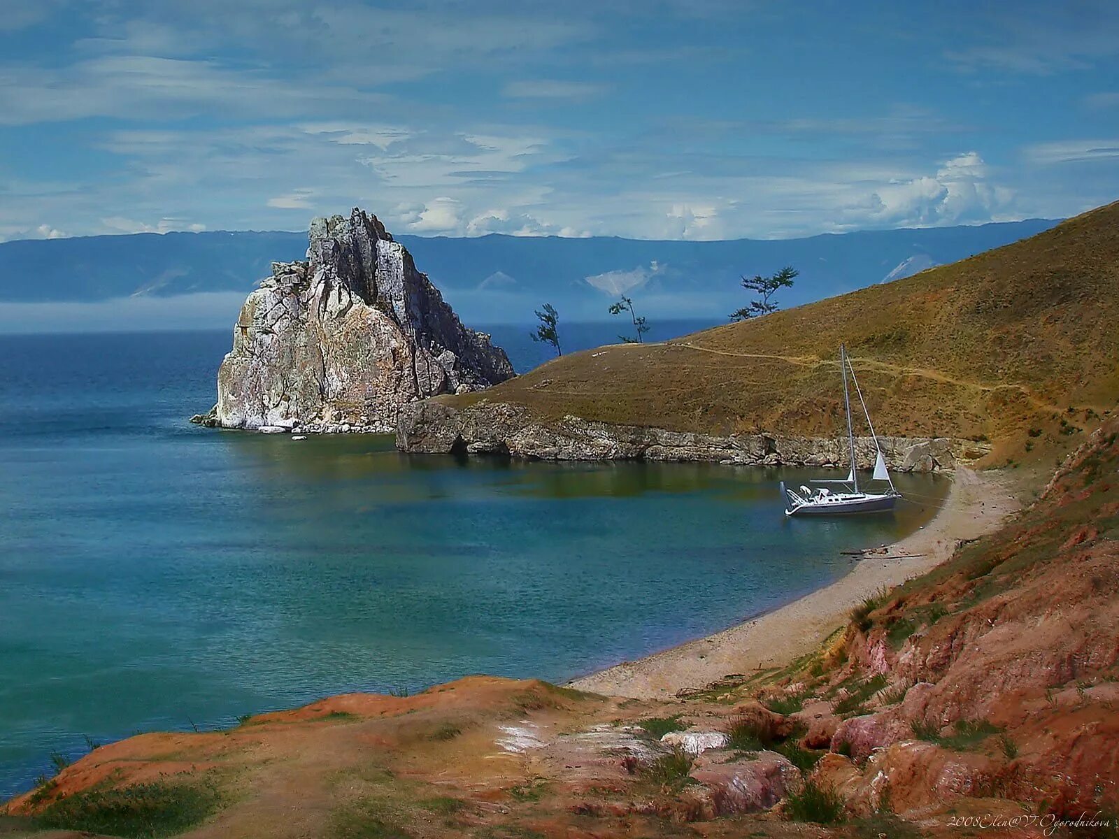 Остров ольхон фото. Озеро хужир. Озеро байкал остров ольхон. Остров ольхон на байкале. Остров ольхон.