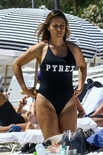 Celebrity Hairstyles. 