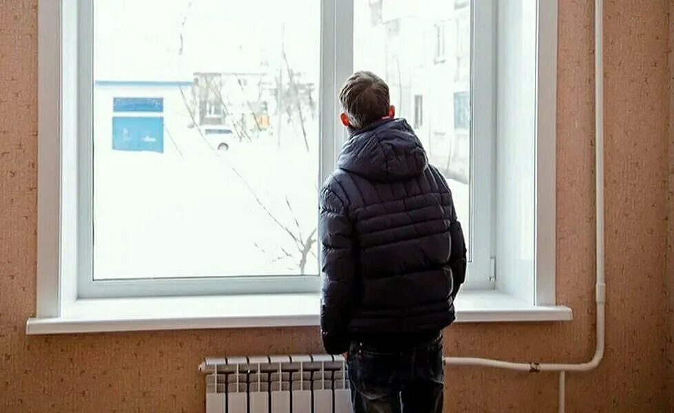 Как сироте получить квартиру от государства