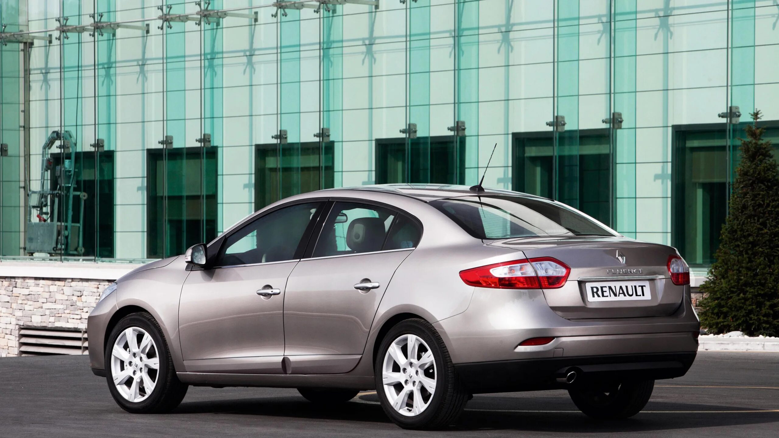 Седан г. Renault fluence 2010. renault fluence 2009. рено флюенс седан 2010. renault fluence 1.